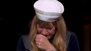 JO de Paris 2024 : Daphné Bürki en larmes sur France 2 après la performance de Céline Dion depuis la tour Eiffel, en clôture de la cérémonie d'ouverture